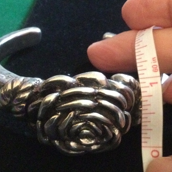 Big Vintage Sterling Silver Rose Bracelet - Picture 11 of 11